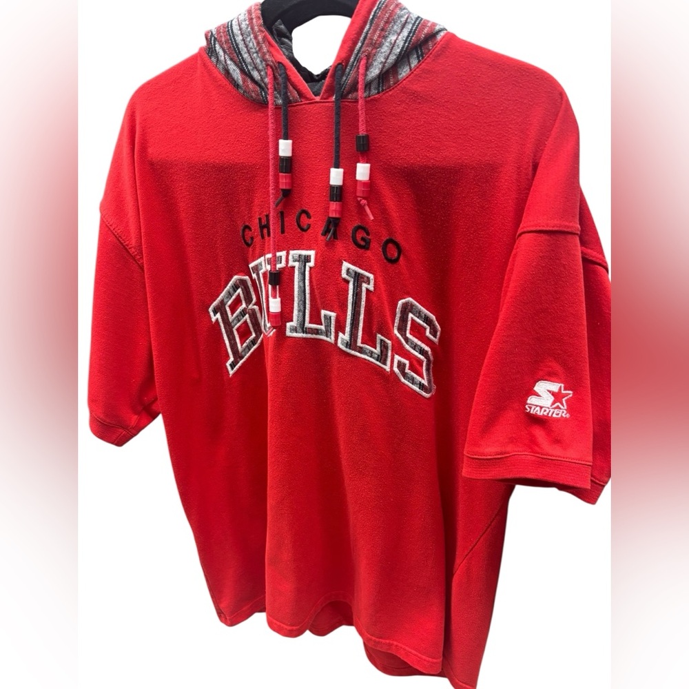 Vintage Starter Chicago Bulls Hooded Tshirt